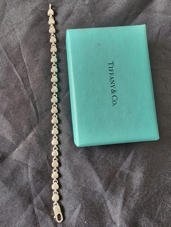 Tiffany & Co. Jewelry - Auth Tiffany & Co. Silver Heart Link Bracelet